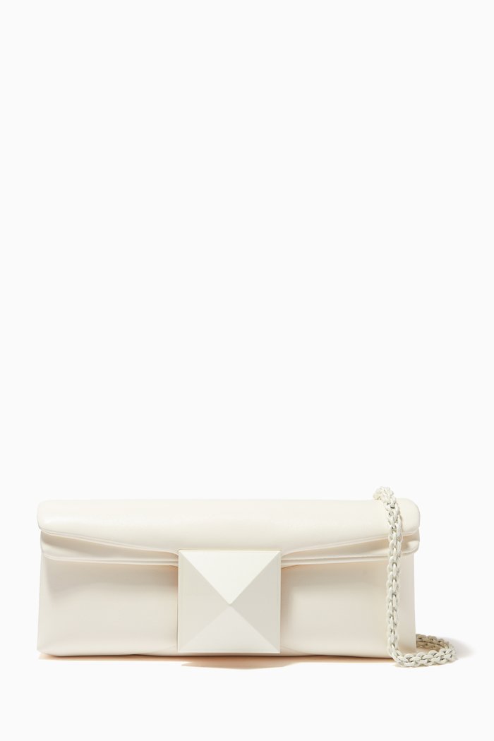 

Valentino Garavani One Stud Clutch Bag in Nappa, Neutral