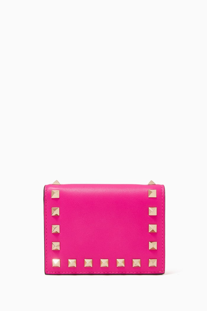 

Valentino Garavani Rockstud French Wallet in Leather, Pink