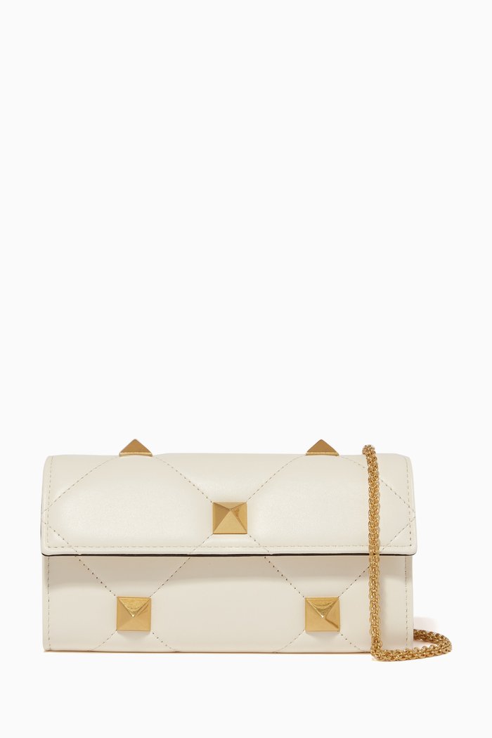 

Roman Stud Wallet with Chain in Nappa, Neutral