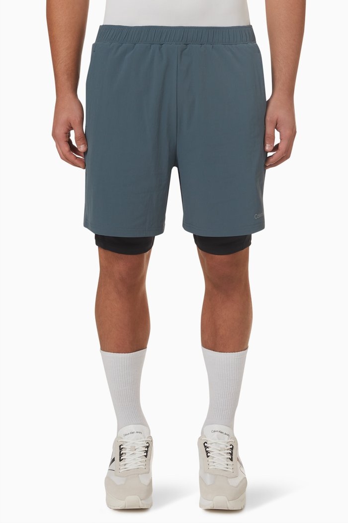 

2-in-1 Gym Shorts in Nylon, Grey