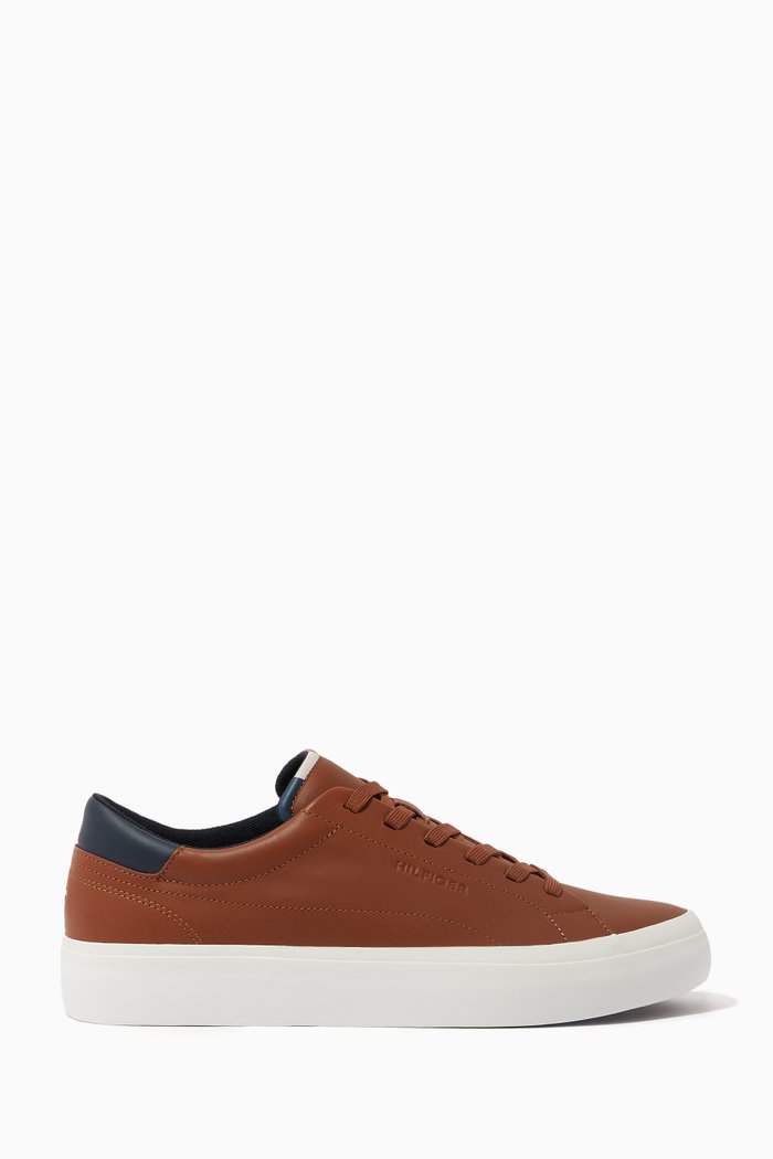

Premium Flag Sneakers in Leather, Brown