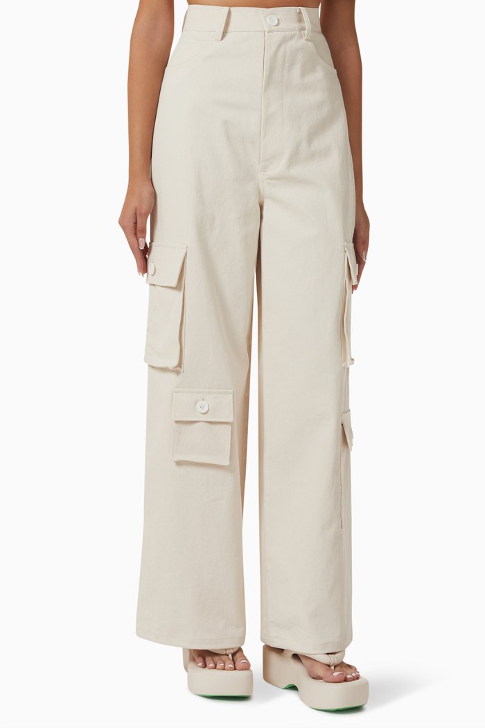 

Hailey Oversized Cargo Pants in Cotton, Neutral