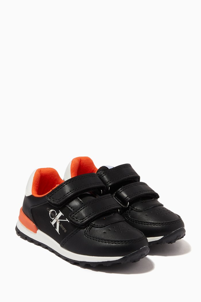 

Velcro Sneakers in Faux Leather, Black
