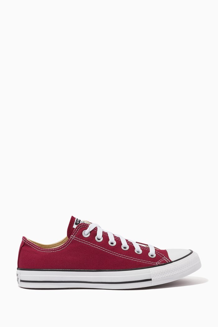 

Chuck Taylor All Star Low-top Sneakers in Canvas, Red