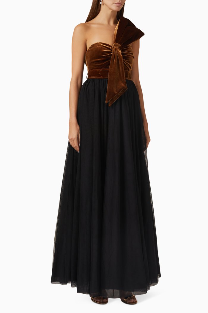 

Oversized Bow Gown in Velvet & Tulle, Black