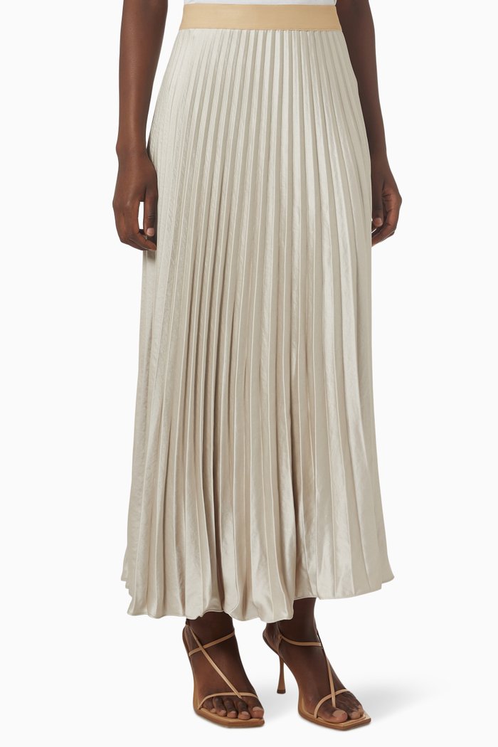 

Gavino Skirt in Pleated Satin, White