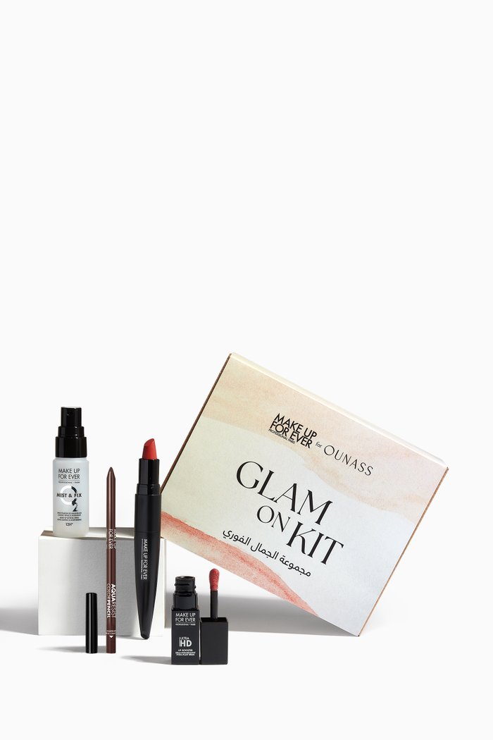 

Exclusive Glam On Kit, 39% value saving, Multicolour