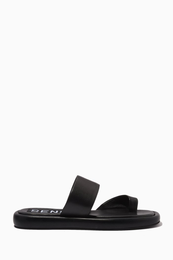 

Bounty Split-toe Slides in Leather, Black