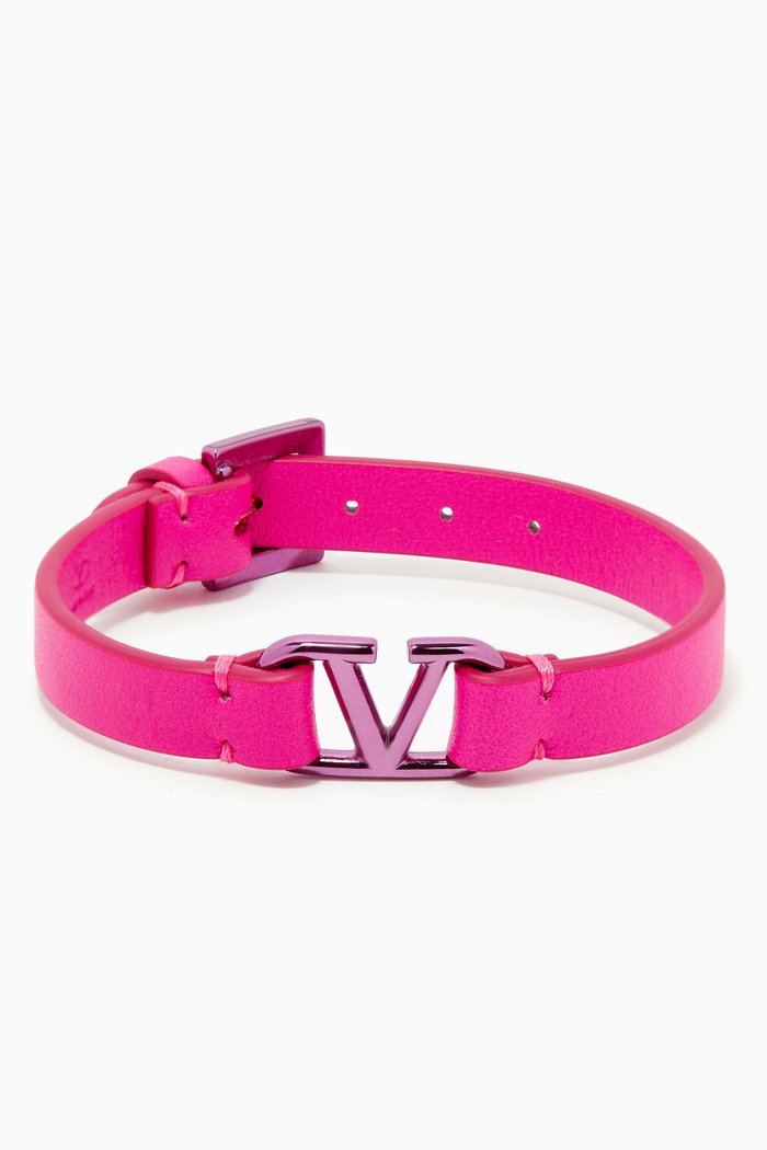 

Valentino Garavani VLogo Bracelet in Leather, Pink