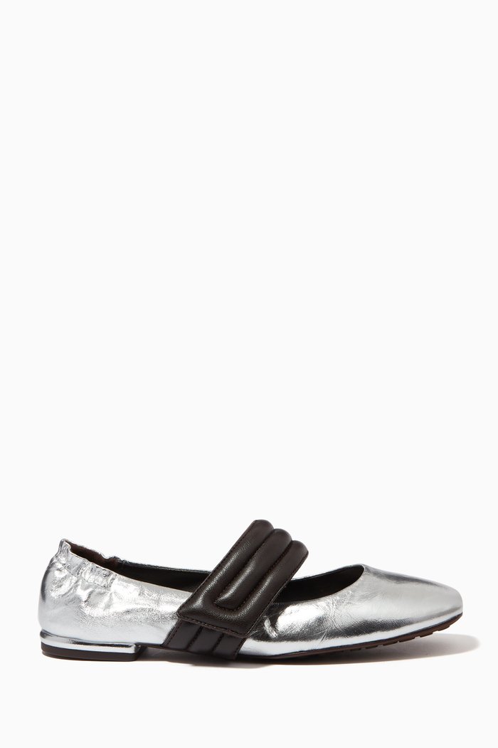 

Puffed Up Mary Jane Ballet Shoes in Leather, Multicolour