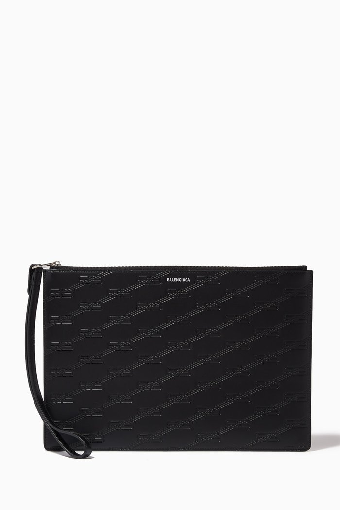 

BB Monogram Wristlet Pouch in Leather, Black