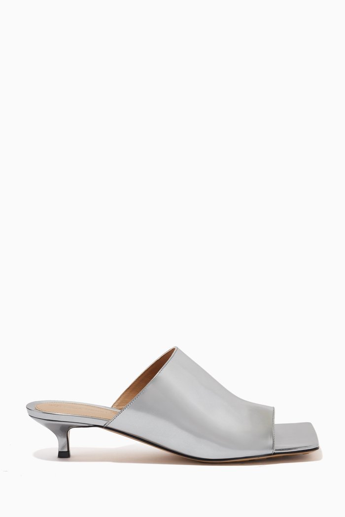 

Stretch 40 Mules in Laminated Nappa, Silver