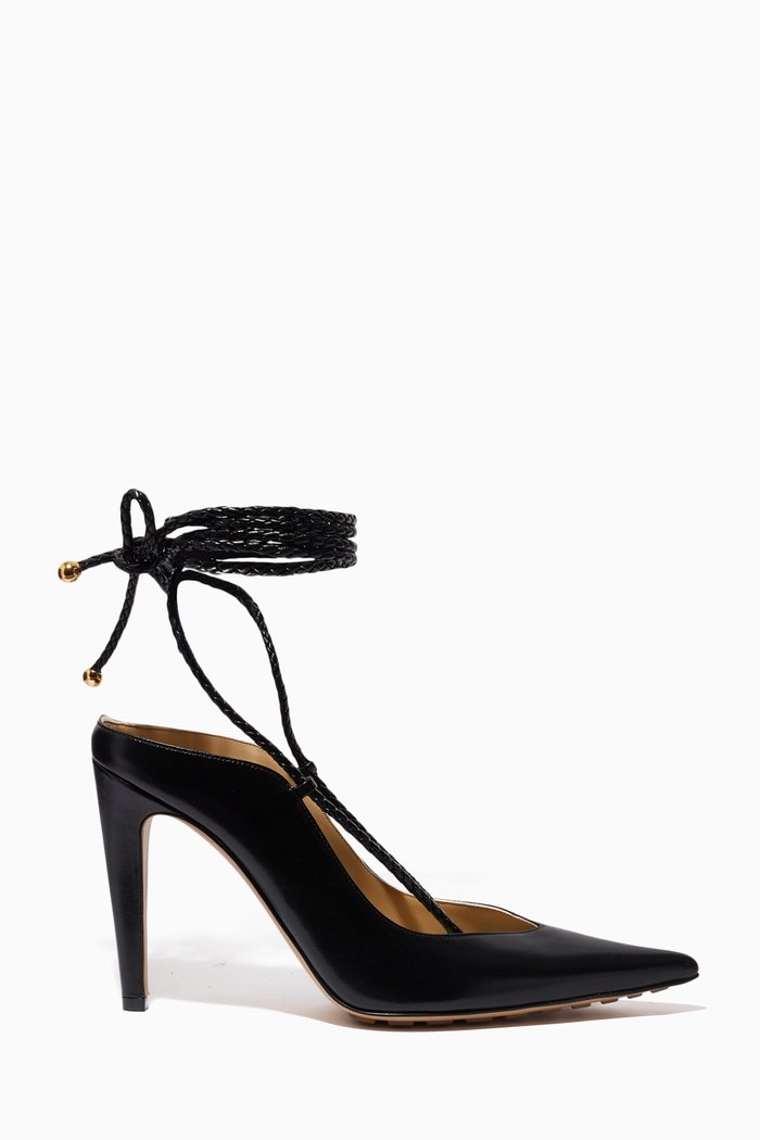 

Spritz Strap Pumps in Patent-leather, Black