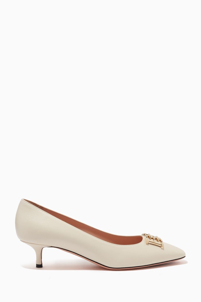 

Evanca 45 B-chain Pumps in Leather, Neutral