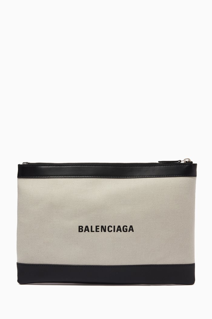 

Navy Clip Medium Pouch in Cotton Canvas & Calfskin, Black