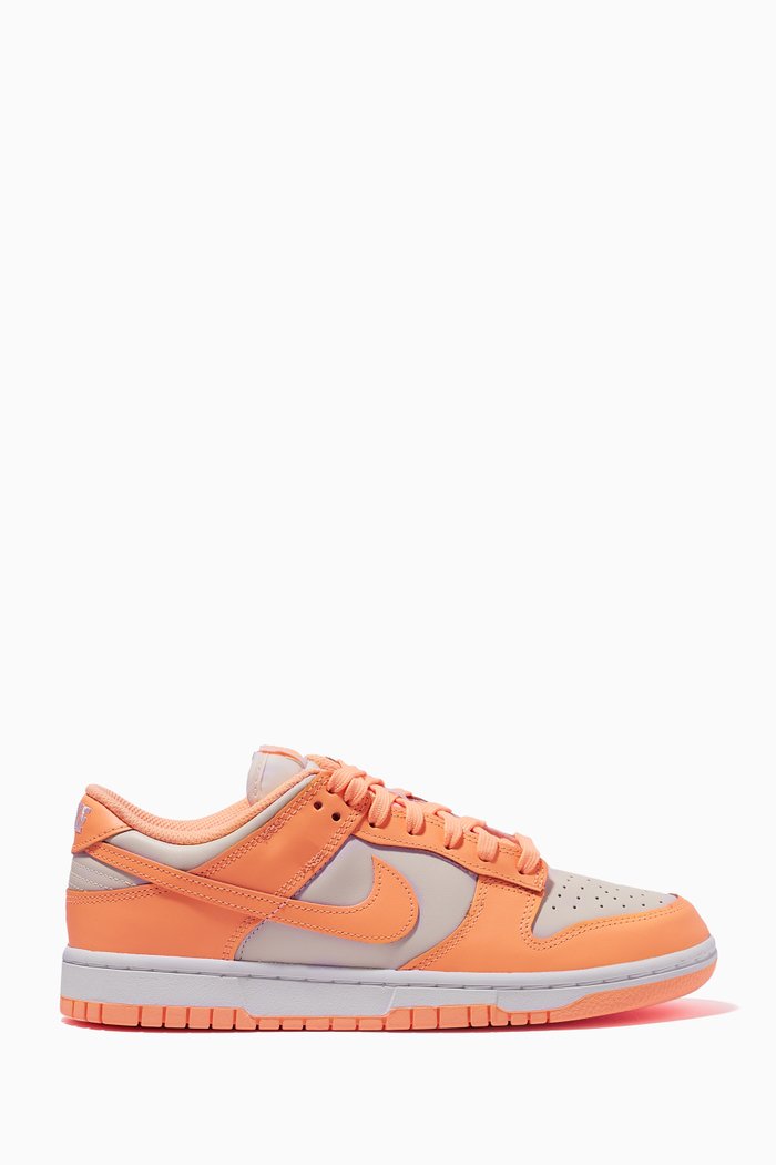 Dunk Low Top Sneakers in Leather, Neutral