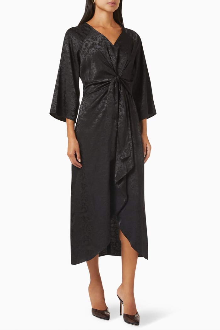 

Yasretrieve Midi Dress in Satin, Black