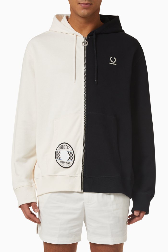 

Patch Detail Sweatshirt in Cotton, Black