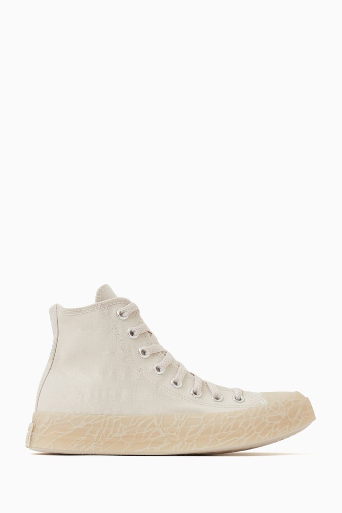 

Chuck Taylor All Star CX High-top Sneakers in Canvas, White