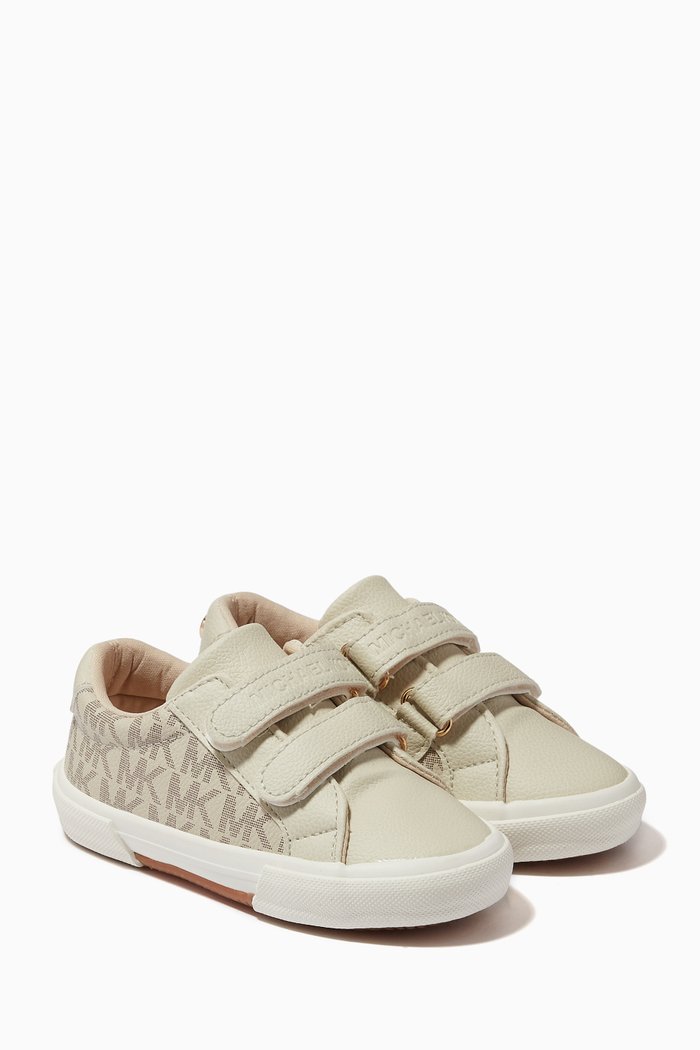 

Izetta Sneakers in Fabric, Neutral
