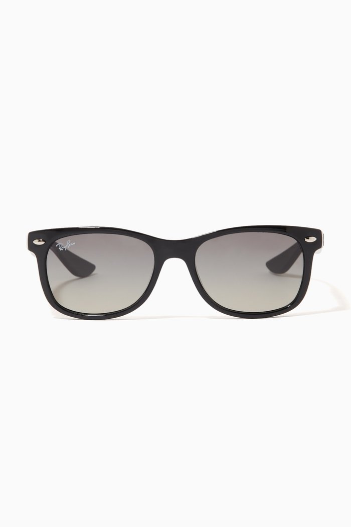 

Wayfarer Sunglasses in Acetate, Black