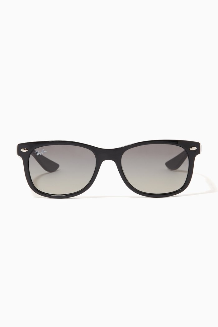 

Wayfarer Sunglasses in Acetate, Black