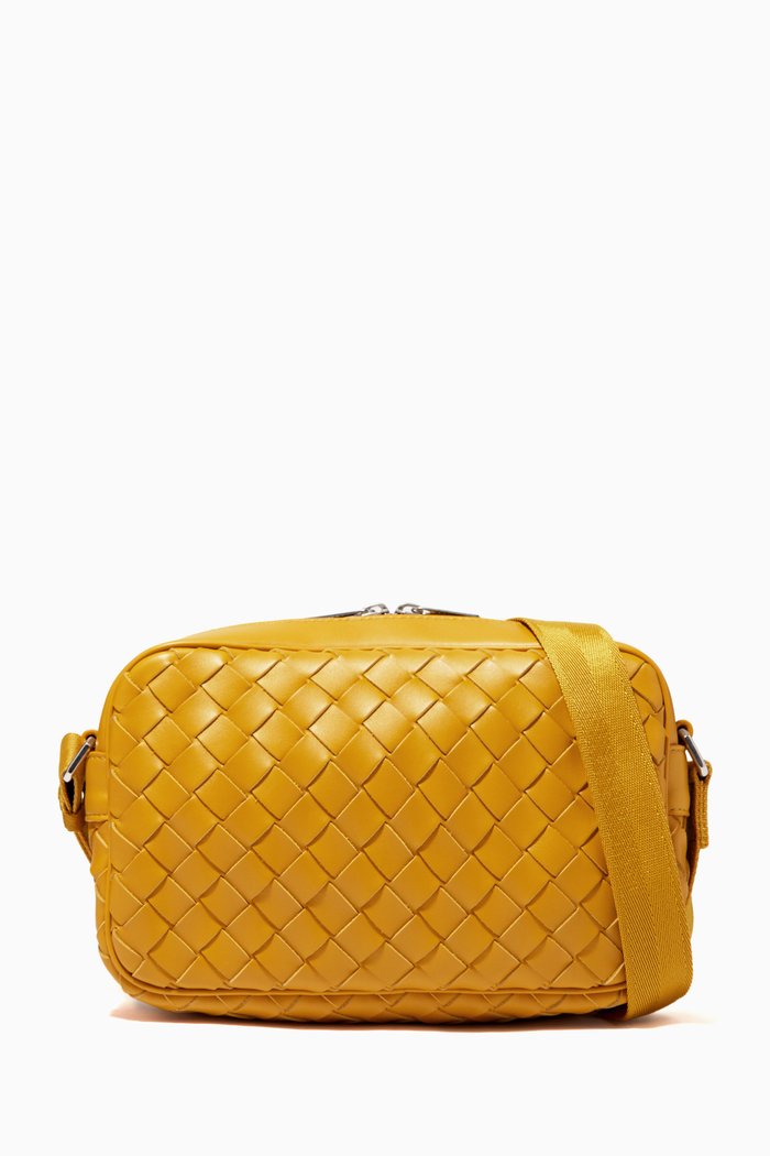 

Small Classic Camera Bag in Intrecciato Leather, Yellow