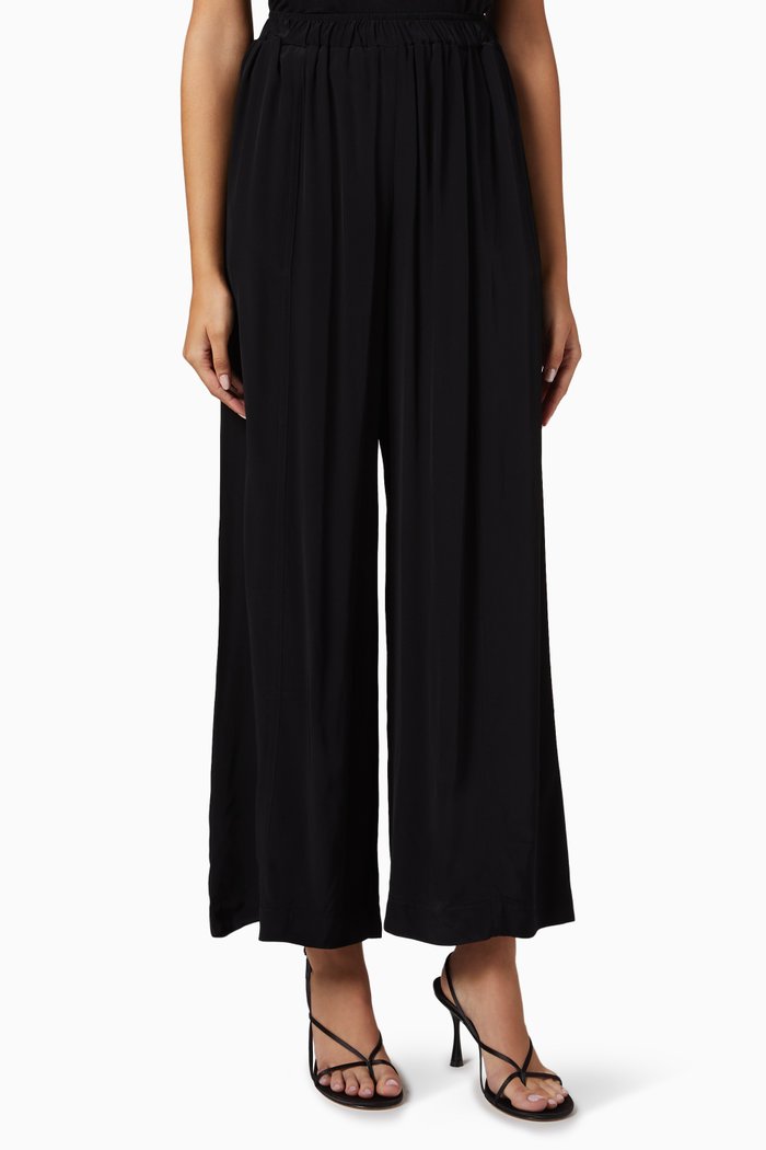 

Milani Wide-leg Pants in Fluid Viscose, Black
