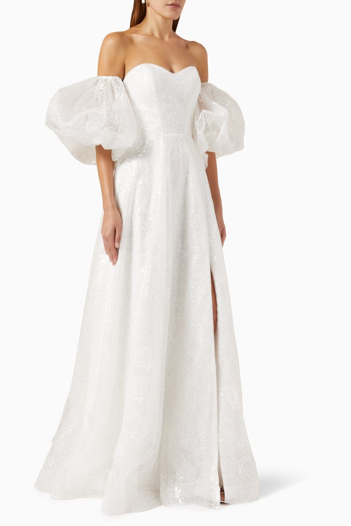 

Off-shoulder Gown in Tulle, Neutral