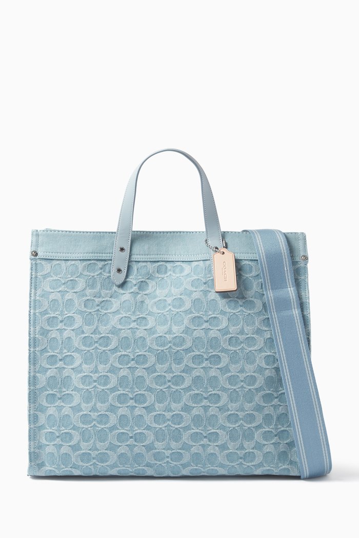 

Field Tote 40 in Signature Denim, Blue