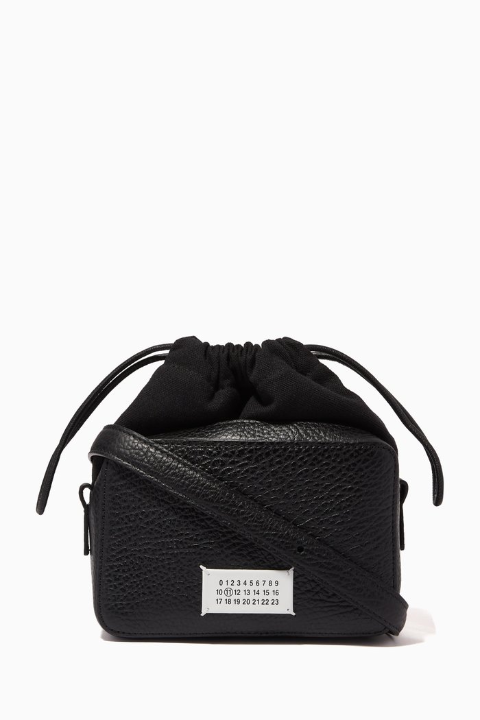 

Mini 5AC Camera Shoulder Bag in Leather, Black