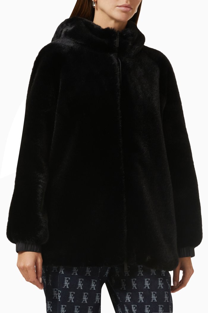 

Hooded Zip Jacket in Faux-fur, Black