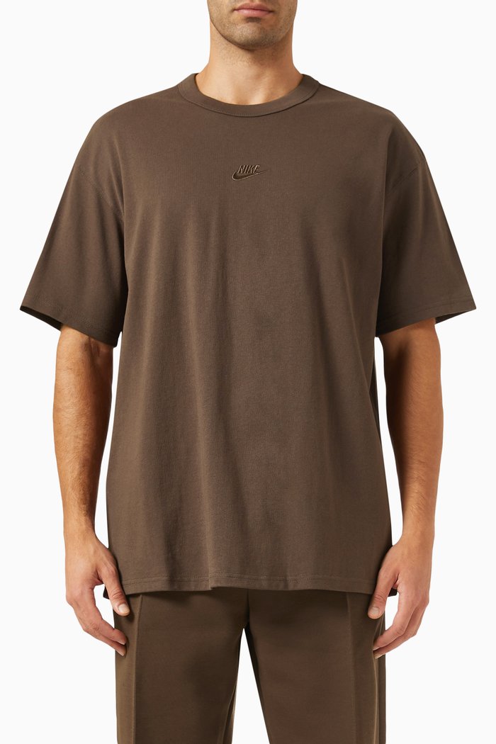 

Sportswear Premium Essentials T-shirt in Cotton, Brown