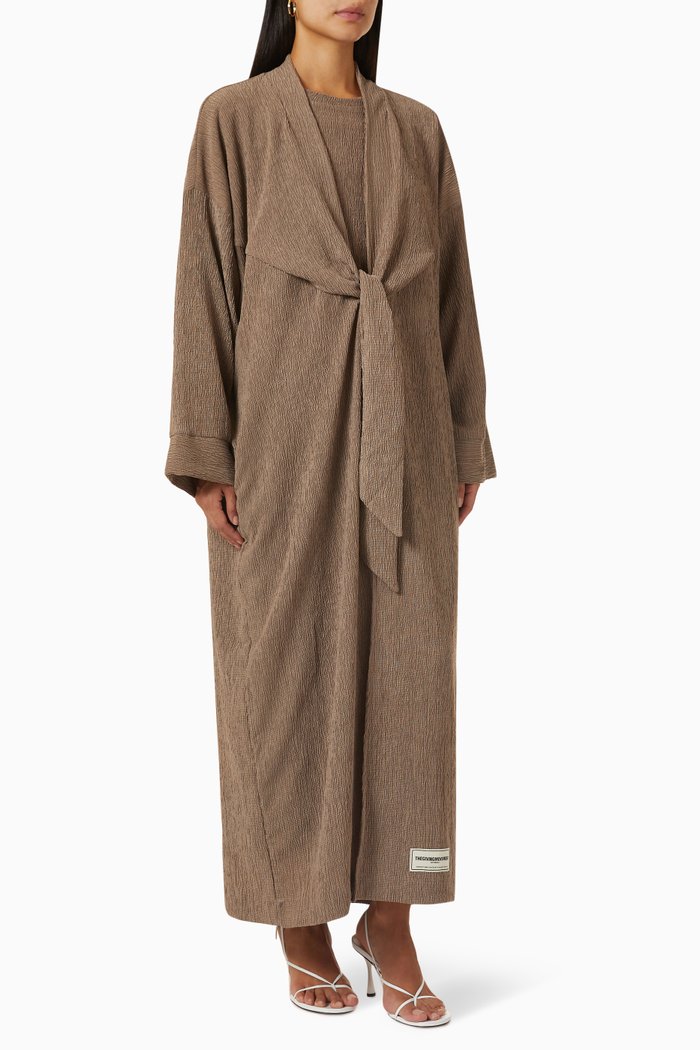 

Modest Abaya in RE-CRINK100©, Brown