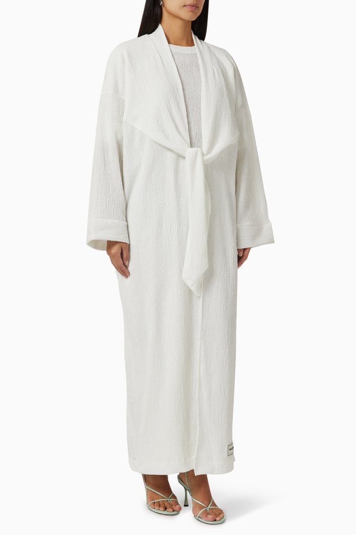 

Modest Abaya in RE-CRINK100©, Neutral