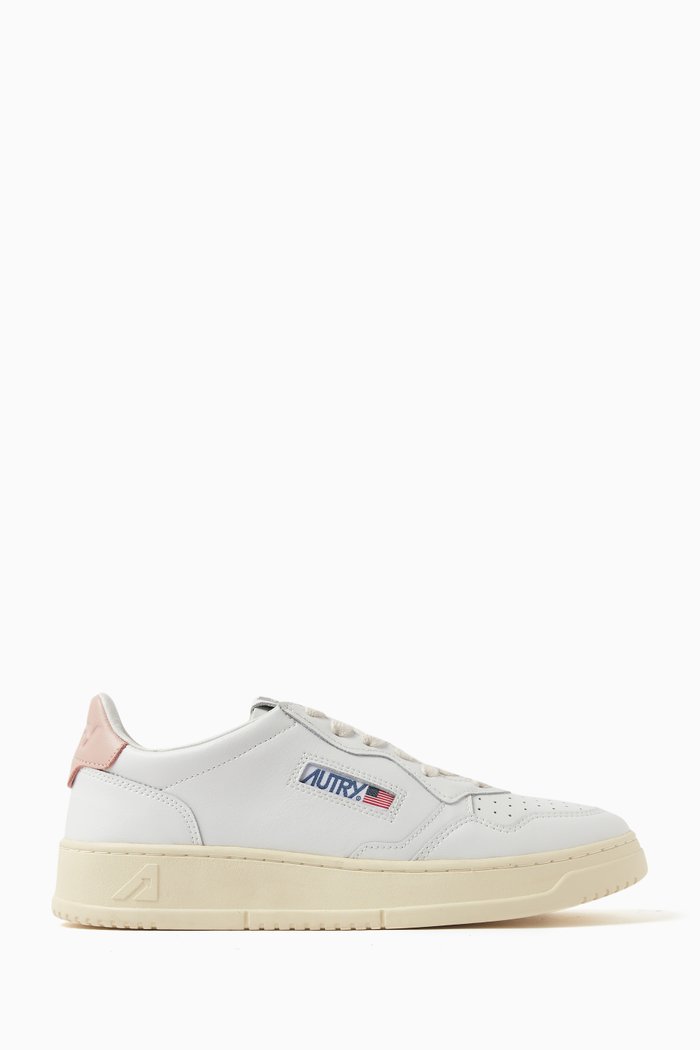 

Medalist Mid-top Sneakers in Leather, Pink