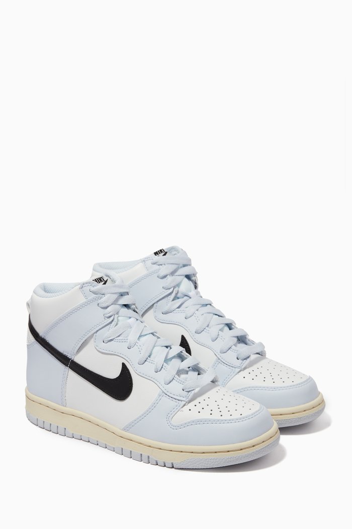 

Nike Dunk High Sneakers in Leather, White