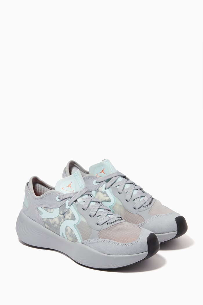 

Jordan Delta 3 Low Sneakers in Textile & Leather, Grey