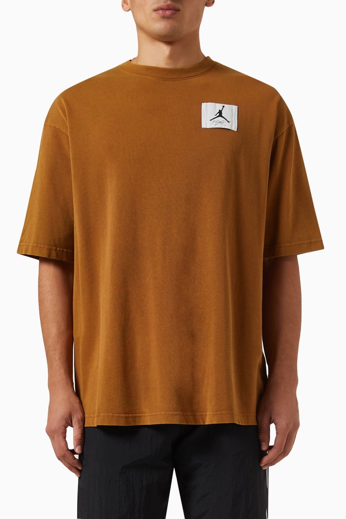 

FLT Essentials T-shirt in Cotton, Brown