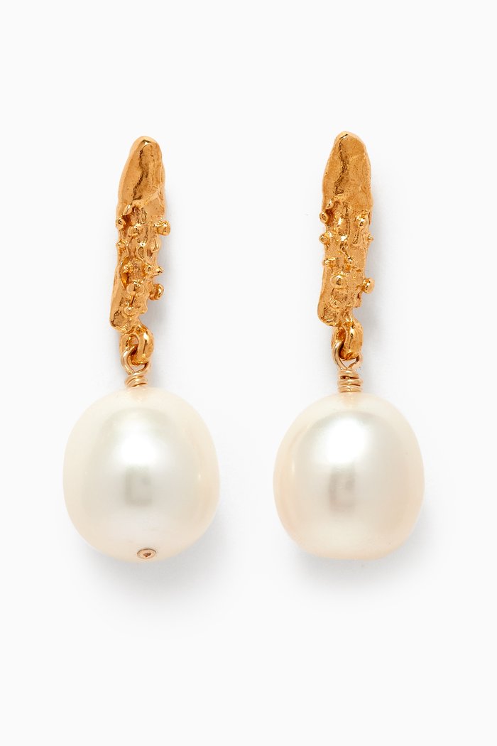 

The Lustre of the Moon Pearl Drop Earrings in 24kt Gold-plated Bronze, White