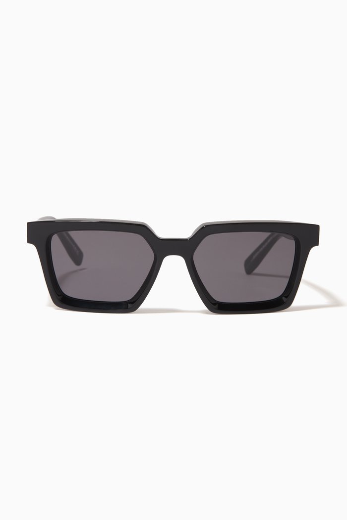 

Squared Sungasses in Acetae, Black