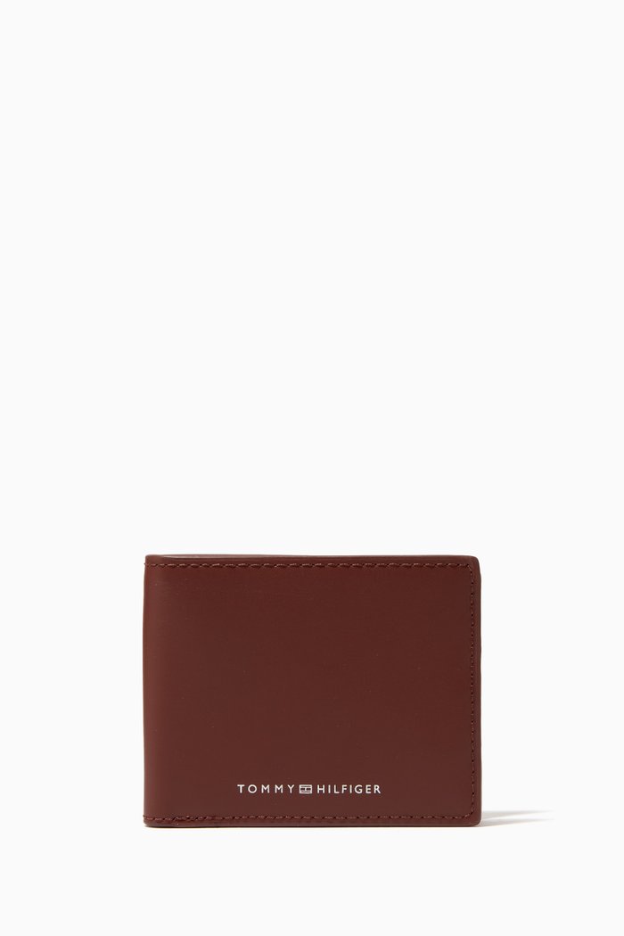 

Modern Small Wallet in Leather, Brown