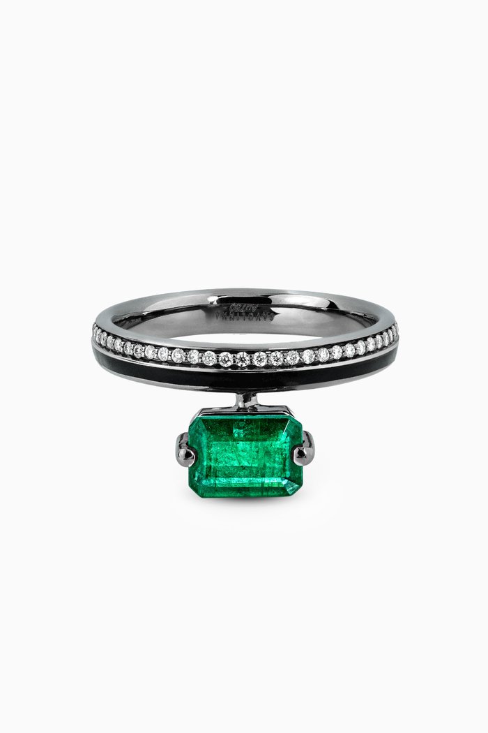 

Linette Emerald & Diamond Ring in 18kt Gold, Green