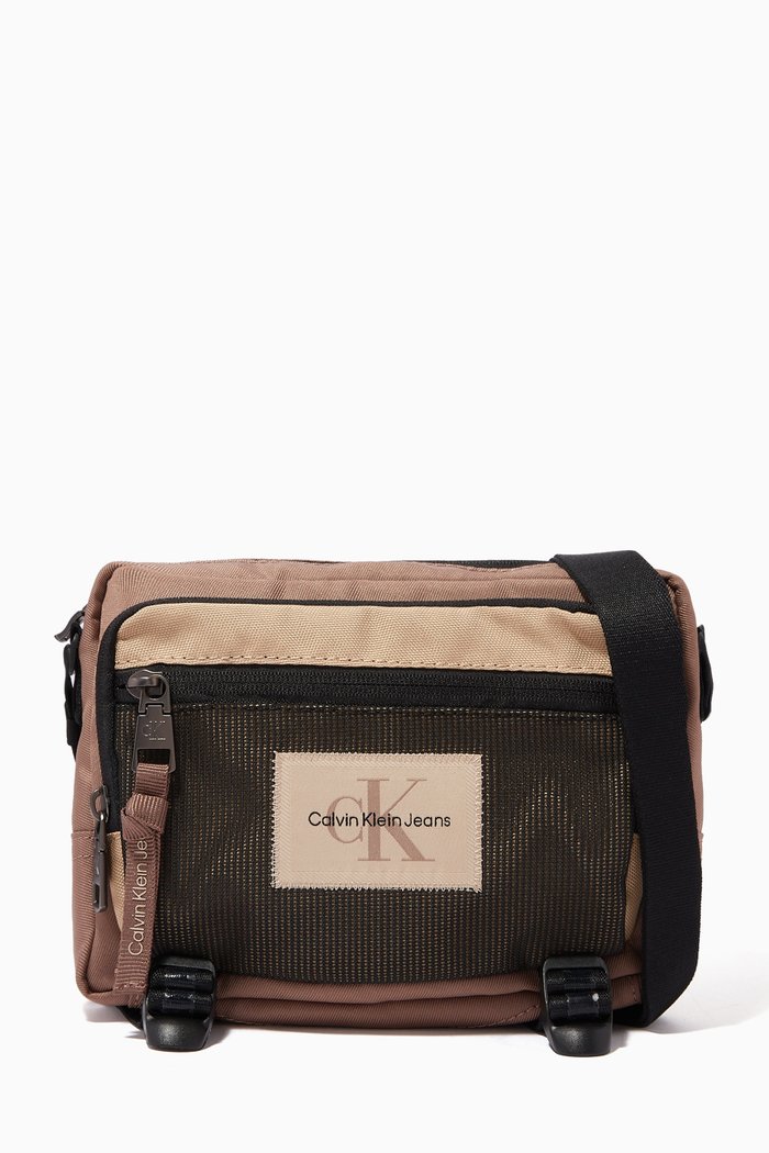 

Essential Crossbody Bag in Recycled Nylon, Neutral
