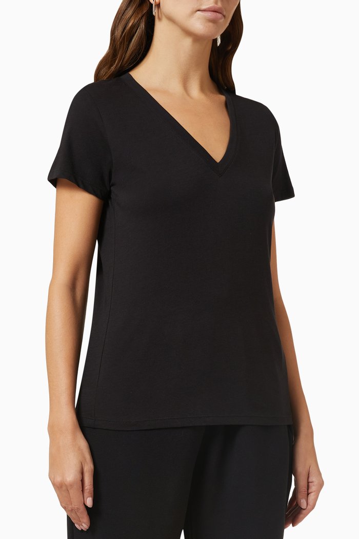 

Essential V-neck T-shirt in Pima Cotton, Black