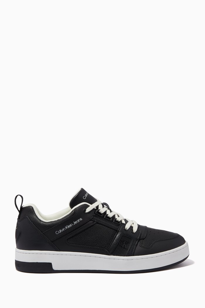 

Low Top Sneakers in Leather, Black