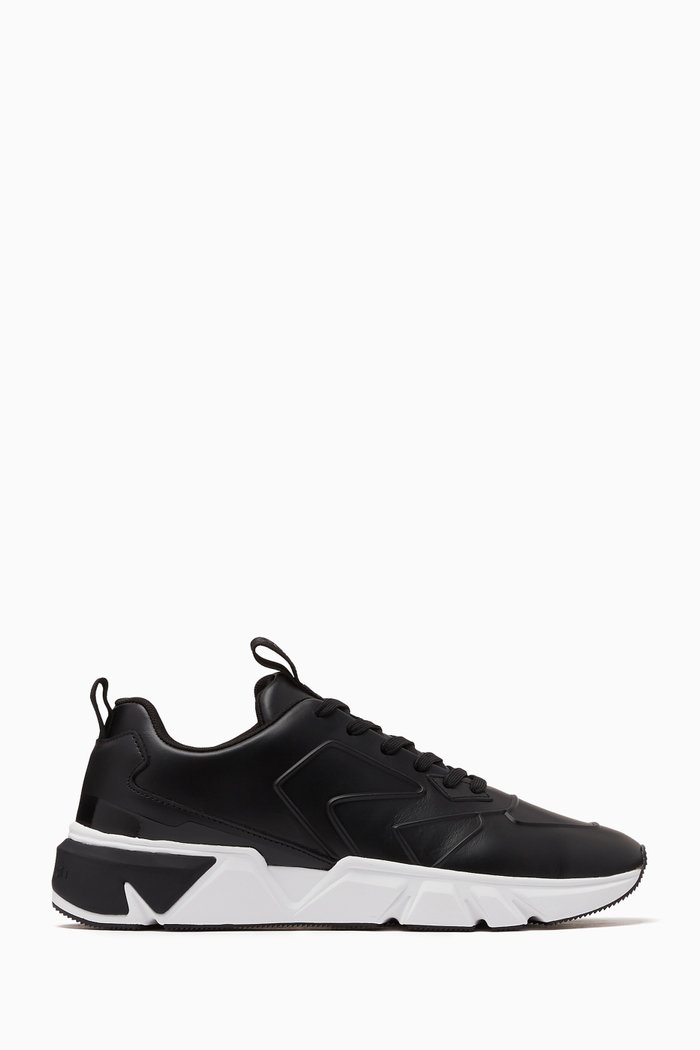 

Low Top Sneakers in Leather, Black