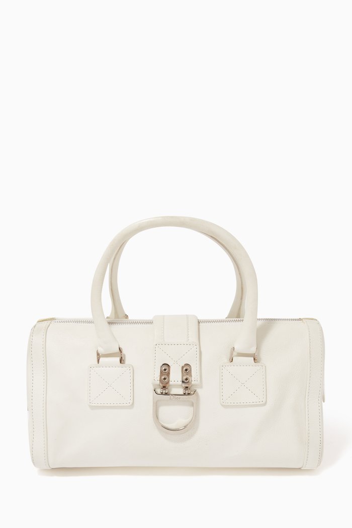 

Buckle Bag in Leather, White