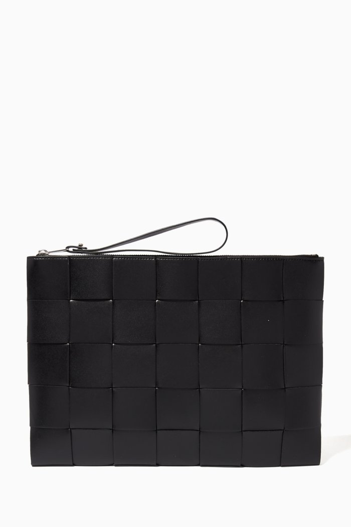

Pouch in Intrecciato Calfksin, Black