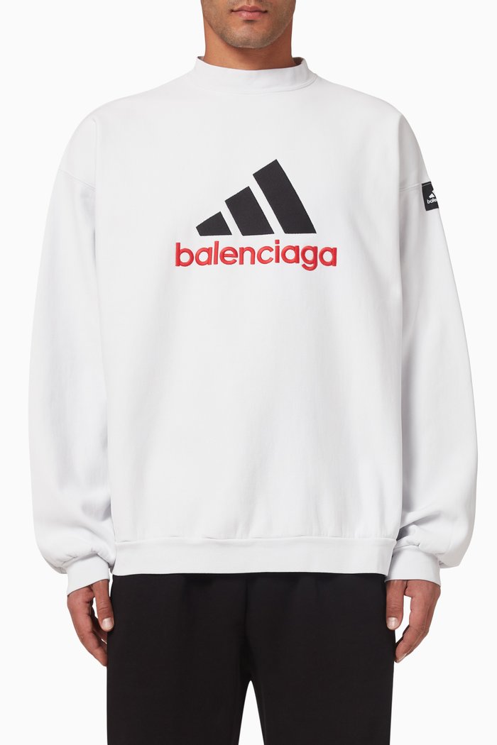 

x Adidas Oversized Sweatshirt in Fleece, White